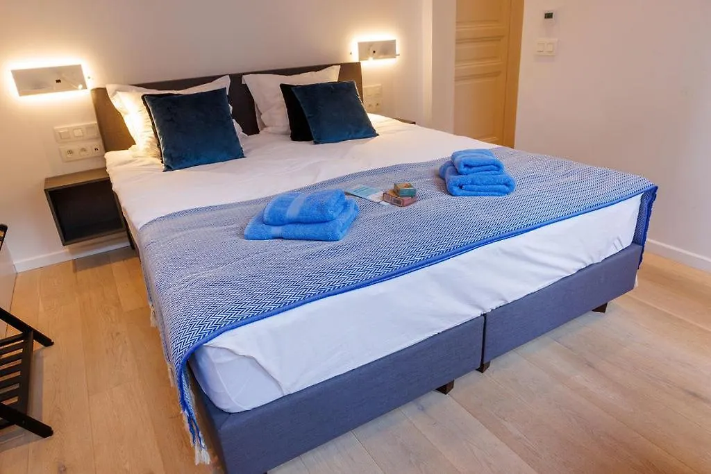 *** Bed & Breakfast Apl8 St-Anna B&B Bruges Belgium